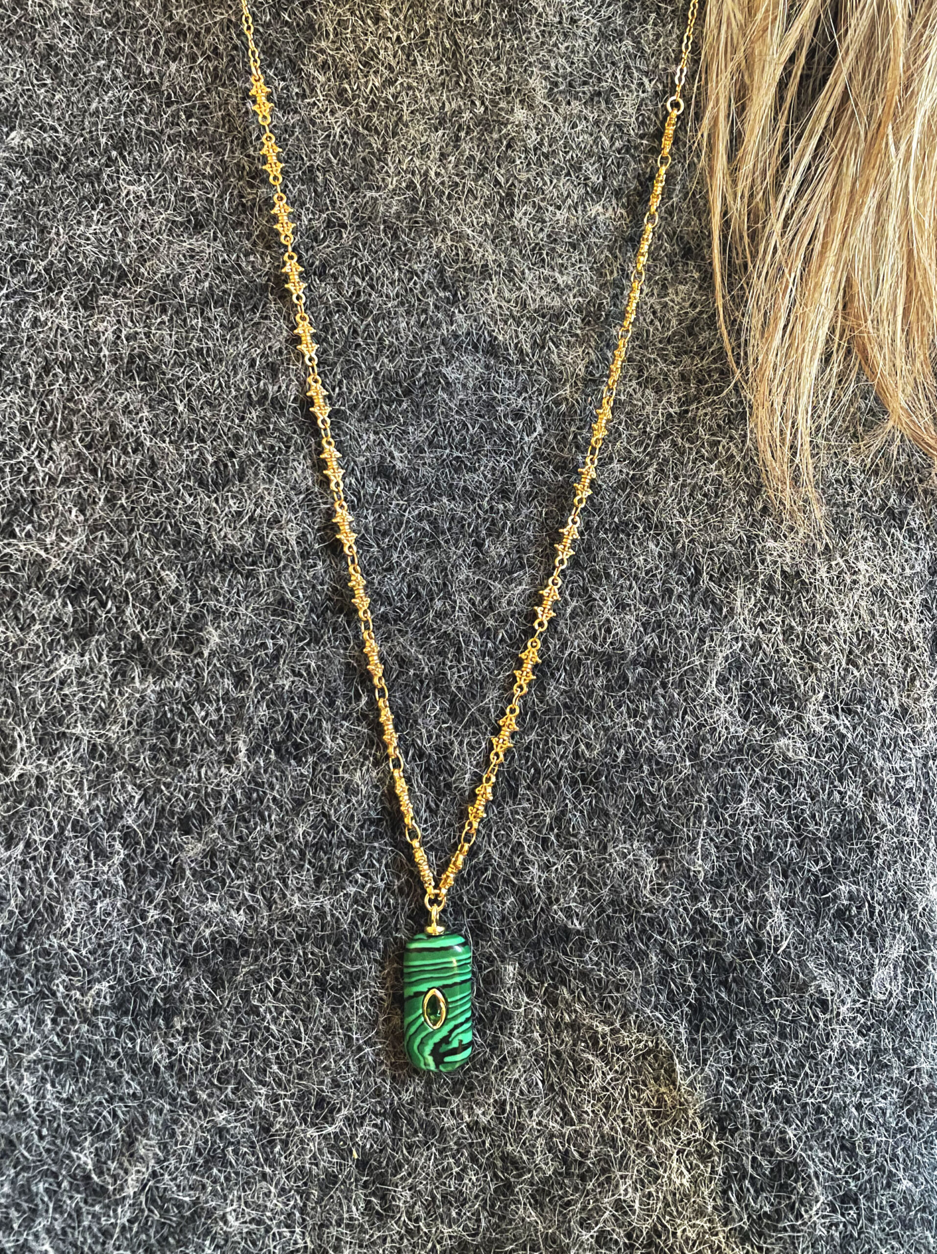 Collier ROSALIE vert – Image 2
