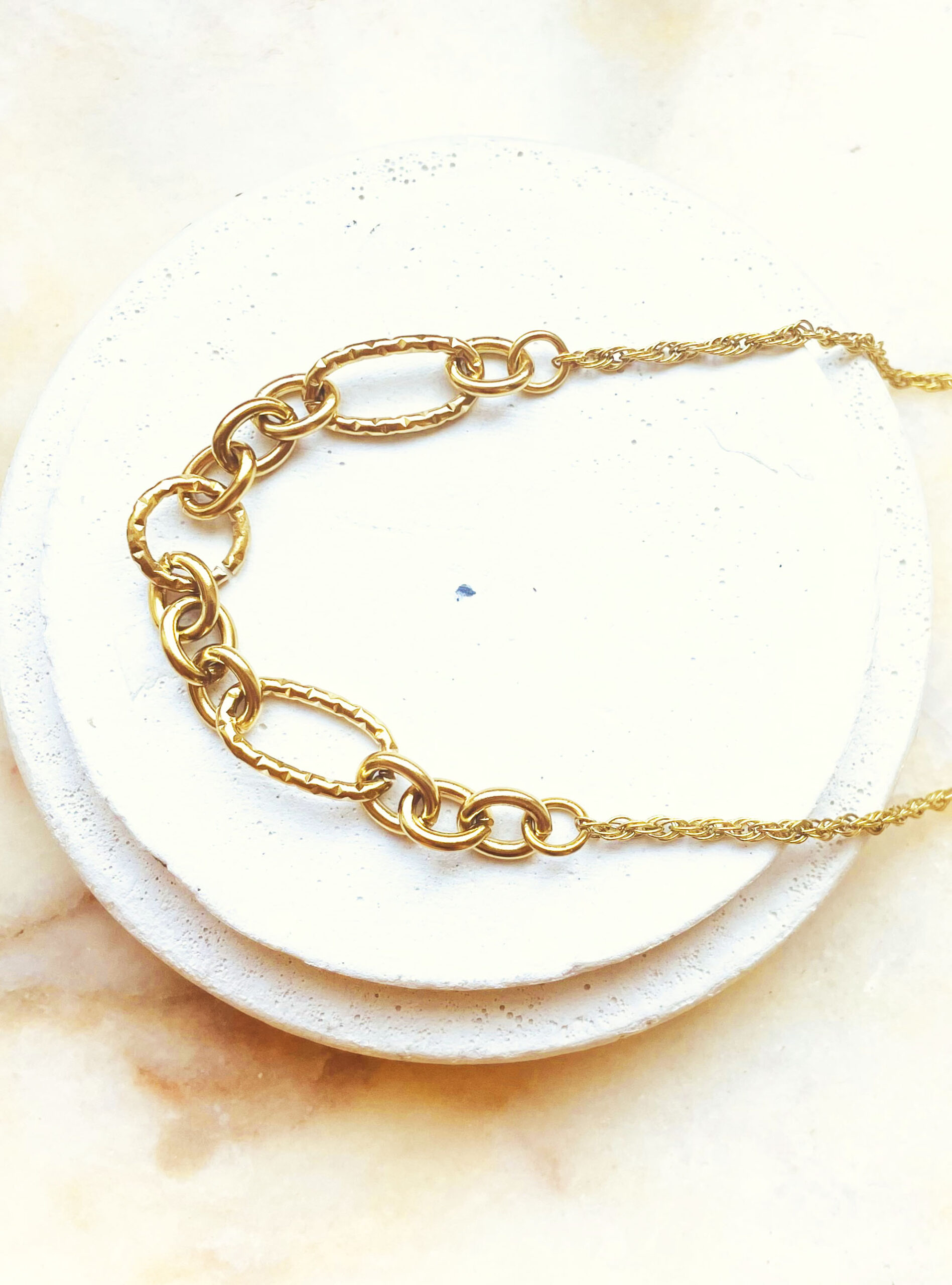 Collier YSEE
